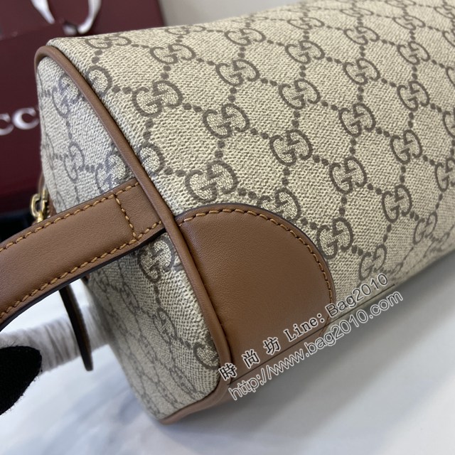 Gucci專櫃古馳最新款Emblem男士旅行系列收納包手拿包 jh2587型號：821163